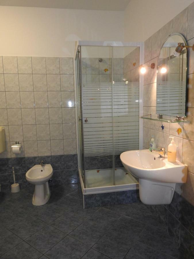 Petra Apartmanház Badacsonytomaj Bagian luar foto